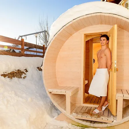 Apartment Anna: 4-sterne Familien- Und Wellnesshotel Viktoria Oberstdorf